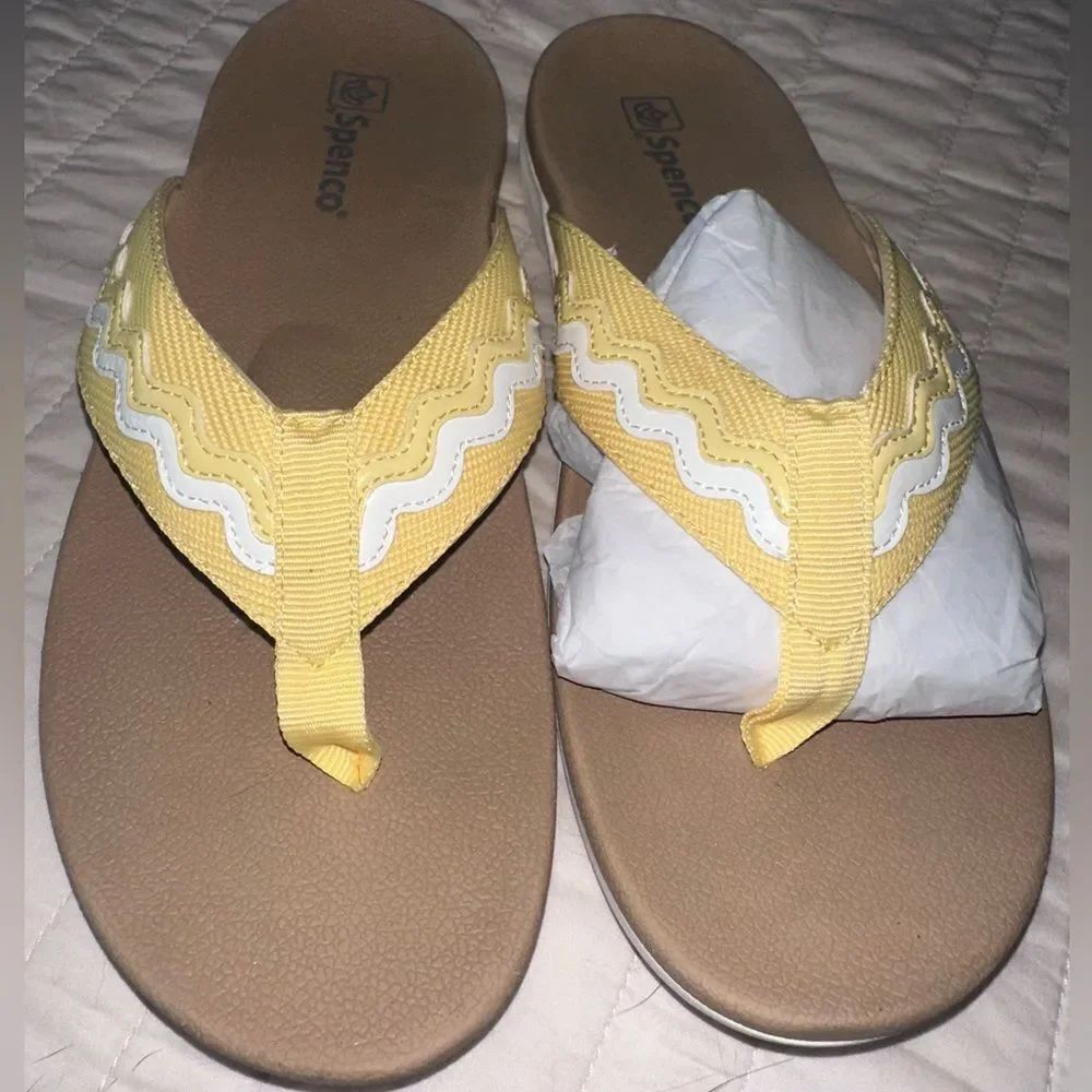 Spenco La Paz Sandal Yellow & White Size 9B
